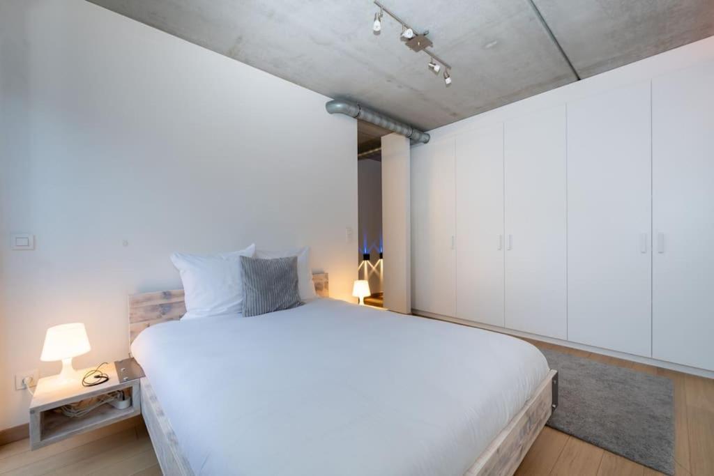 London 993 Loft 402 * Antwerp