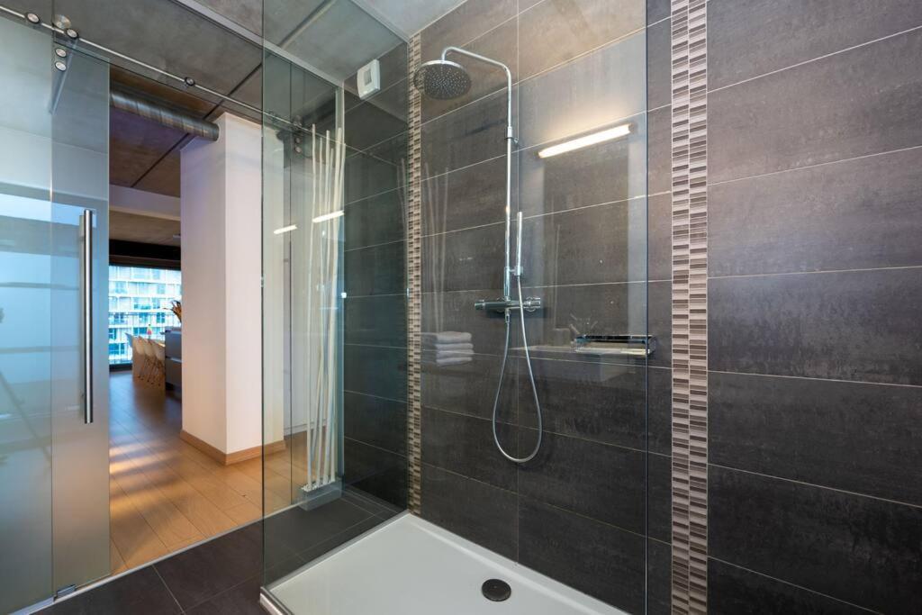 Apartment London 993 Loft 402